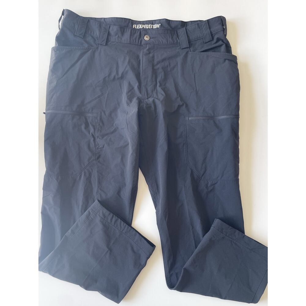Duluth Men's Black Flexpedition Pants SIze 42x32 Relaxed Fit